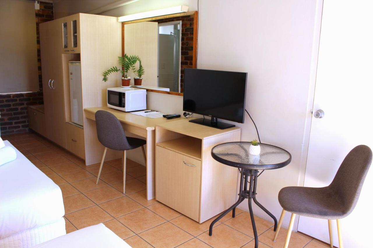 Camden Motor Inn Mermaid Beach Kültér fotó