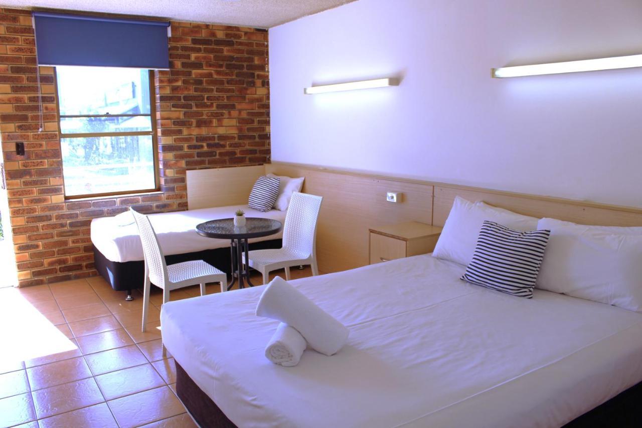 Camden Motor Inn Mermaid Beach Kültér fotó