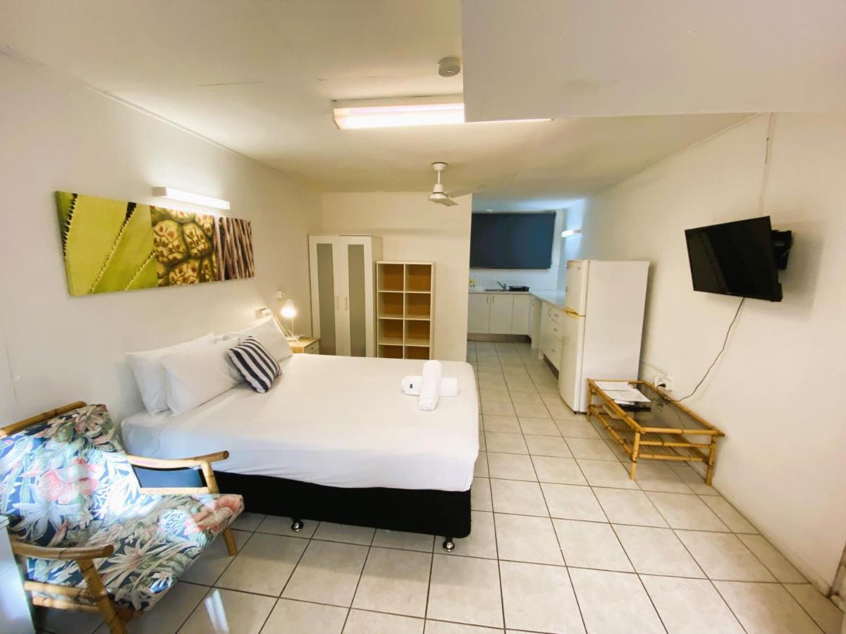 Camden Motor Inn Mermaid Beach Kültér fotó