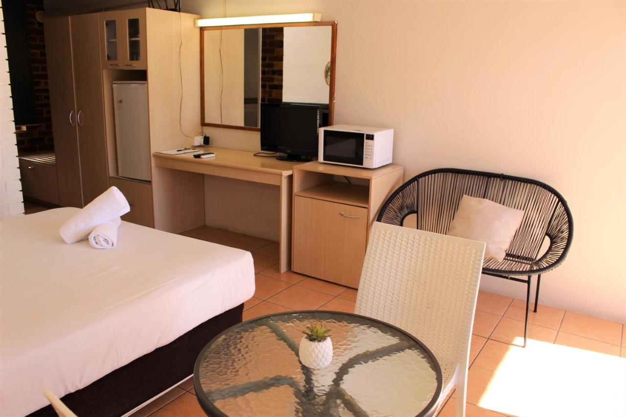 Camden Motor Inn Mermaid Beach Kültér fotó