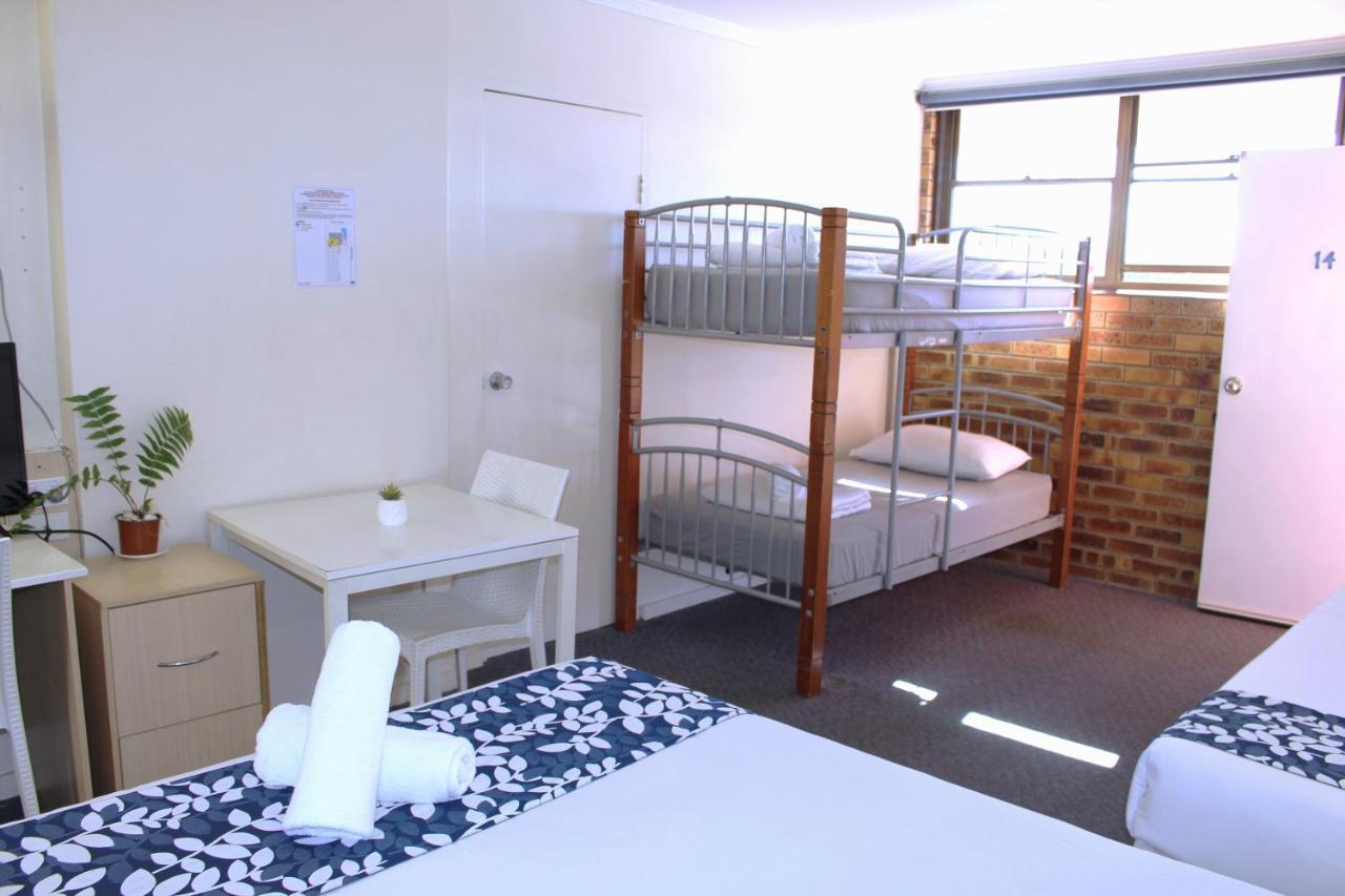 Camden Motor Inn Mermaid Beach Kültér fotó